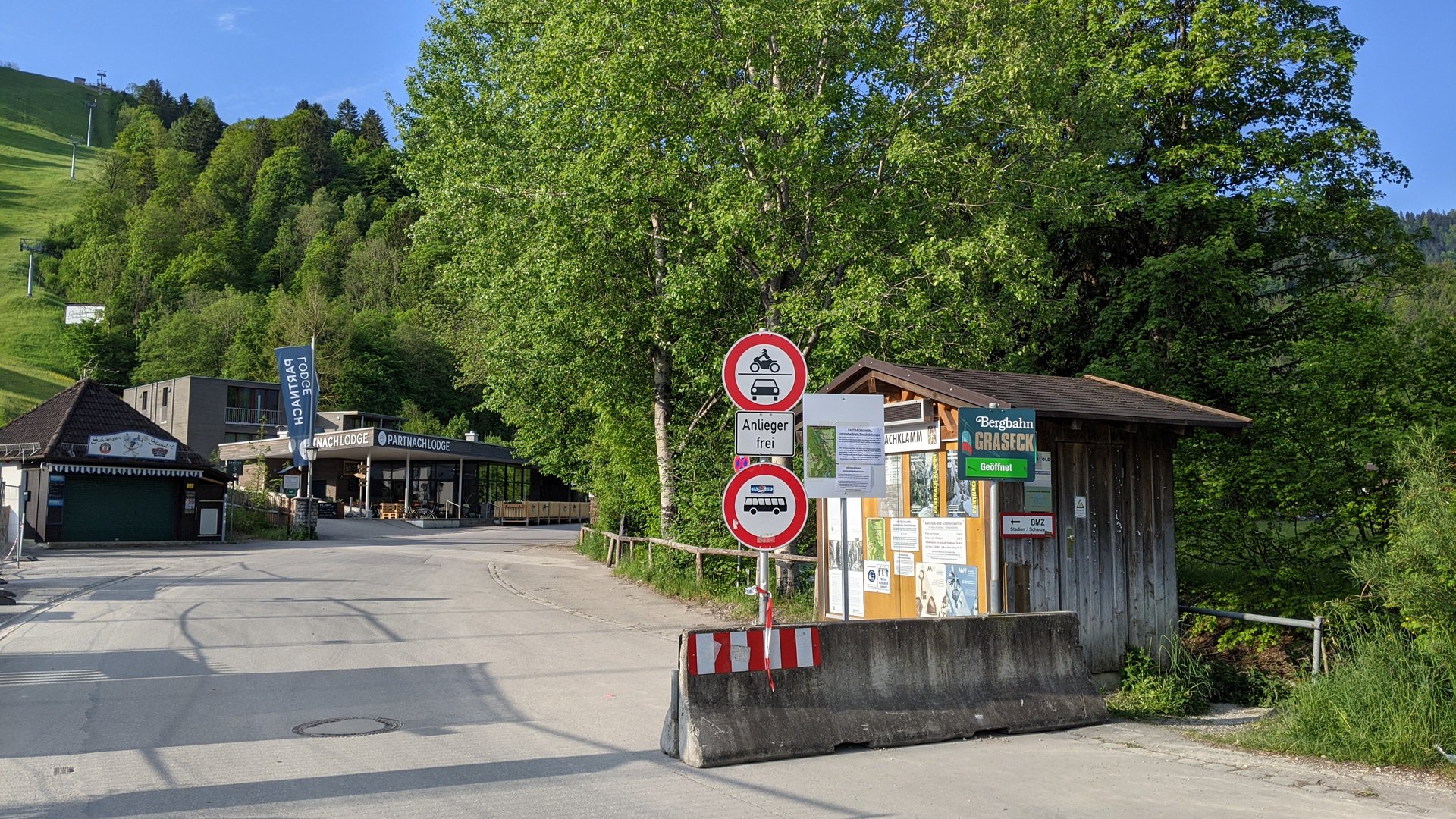 Ihr Luxushotel an der Zuspitze Ihr Luxushotel an der Zuspitze