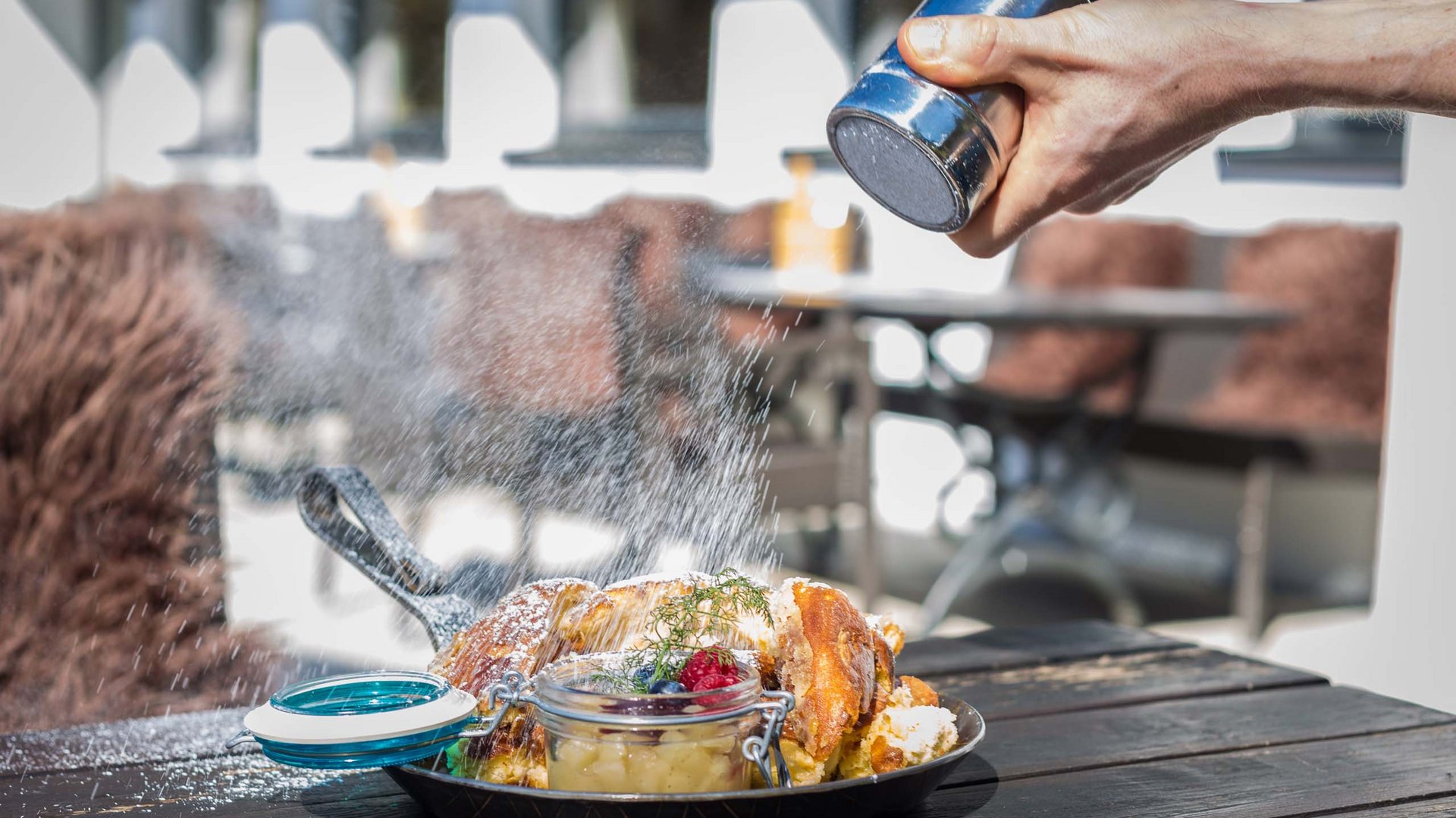 Ihr Restaurant in Garmisch mit Panoramablick Ihr Restaurant in Garmisch mit Panoramablick